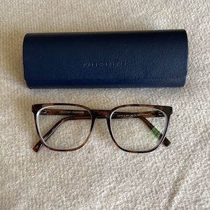 Warby Parker women’s tortoise glasses
